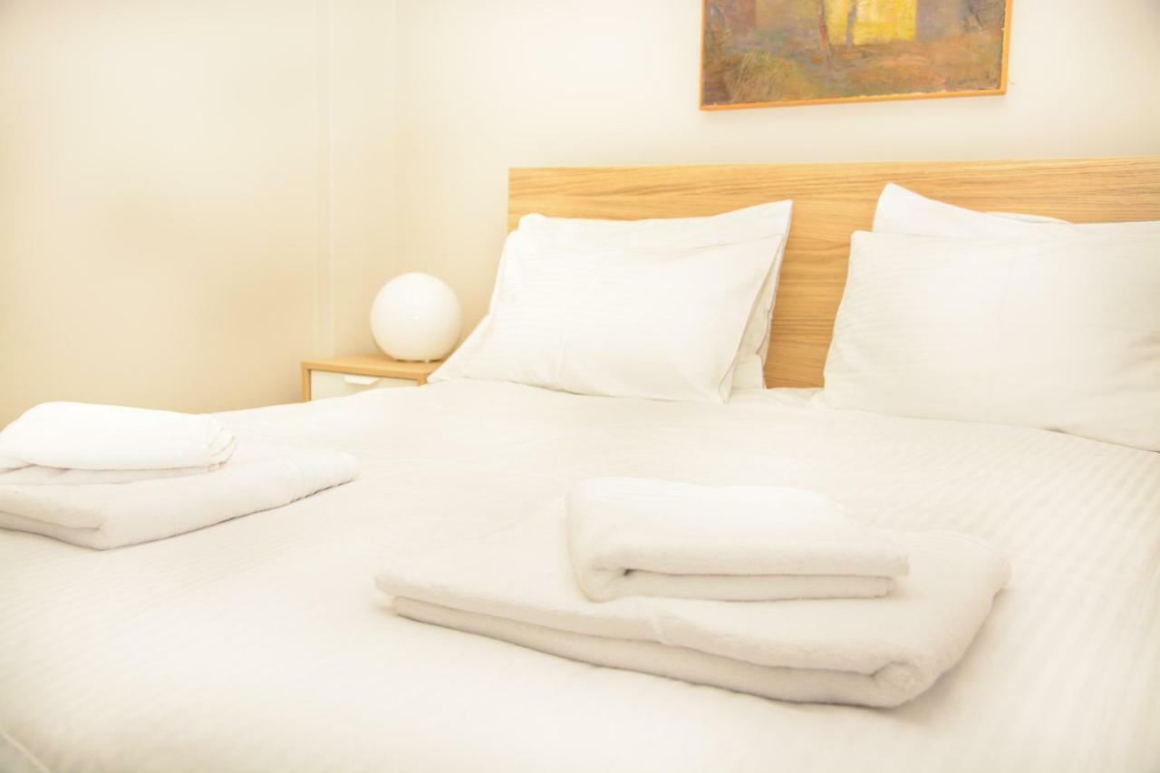 Neighborly Nest - Apartment In The Heart Of أثينا المظهر الخارجي الصورة